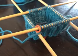 customizable knitting stitch marker