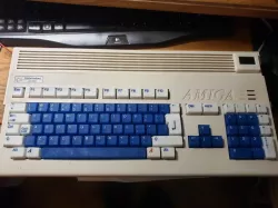 Functional Amiga 1200 keycap set
