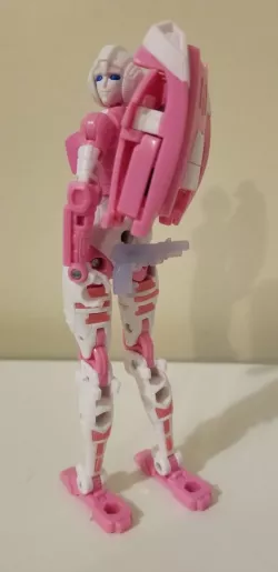 Transformers Earthrise - Arcee Leg Fillers