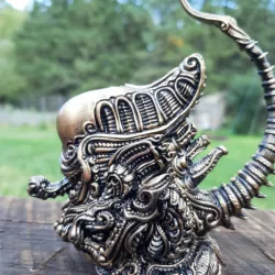 $4.00Little Xeno