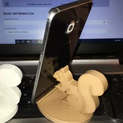 Squirrel Smartphone Stand