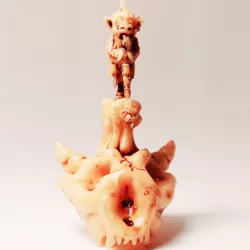 Straylight, Candlestick Creeper