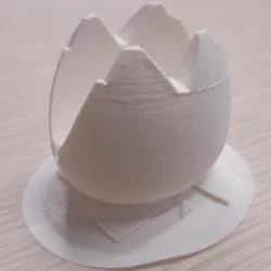 Cracked Egg Stand