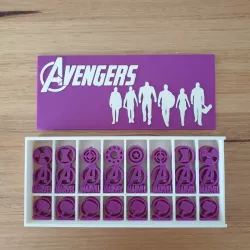Marvel Avengers Chess with display box