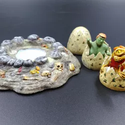 Surprise Egg Miniature 3Demonsters