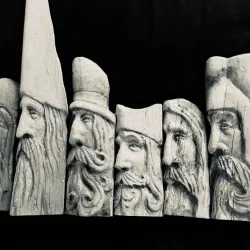 $9.50The 9 kings of men - Wood carvings home decor/garden figure