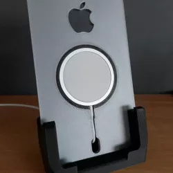 iPhone 12 stand with MagSafe Charger