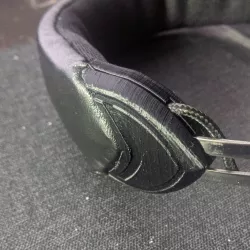 V-Moda replacement wing plate