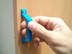 Pull handle for cabinet doors and drawers (from CAD to 3D-printed model in 30 minutes)