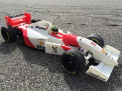 RS-01 Ayrton Senna’s 1993 McLaren MP4/8 Formula 1 RC-Car