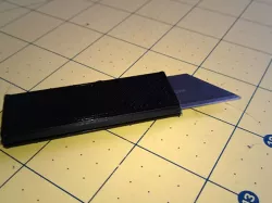 Small Handle for Stanley Knife type Blades