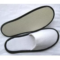 Unisex bathroom slippers