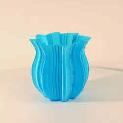 $1.00Abstract Planter, Model B (Vase Mode)