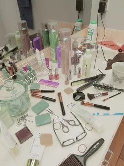 Messy Bathroom 3D model