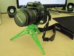 Compact  Camera Tripod - foldable 3D model