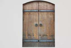 Old door Low-poly 3D model