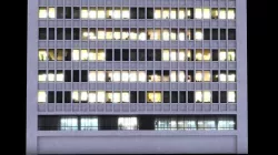 Skyscraper at Night - LowPoly Low-poly 3D model