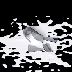 broken glass of milk 3D model