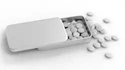 medicine pill box Low-poly 3D model