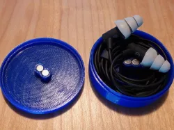 Headphone shell with magnetic lock