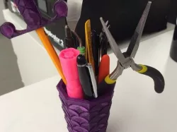 scallop vase/pencil holder