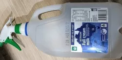 aus milkbottle to spray or sanitiser adapter 3D model