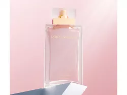 Dolce and Gabanna perfume bottle  3D model