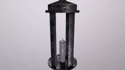 Medieval Candle and Candle Holder Game Ready Low Poly 3D Model Low-poly 3D model