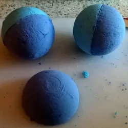 Spherical Bath Bomb Mold + Bonus Tool!