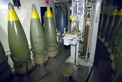  TT Scale 1:120 16-inch shells for Iowa class battleships