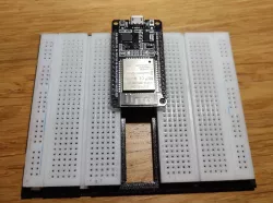 ESP32 Breadboard Holder