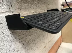 Logitech K400+ wall support