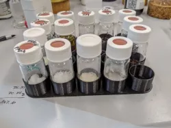 Screwcap vial rack