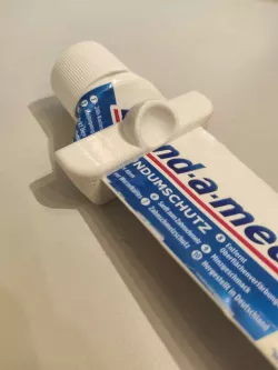 Toothpaste Tube Squeezer