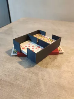 Playing card organizer for Gin Rummy Eucre Euchre