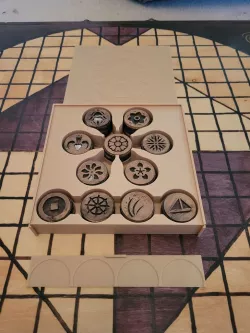 Skud Pai Sho Tile Case