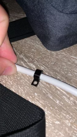 Cable guider
