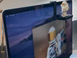 LEGO® Minifigure Webcam Platform Clean