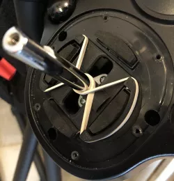 Logitech G27 / G29 hidden sequential and/or handbrake mod