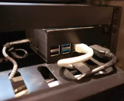 Rack Case for Pi KVM (Raspberry pi 4)