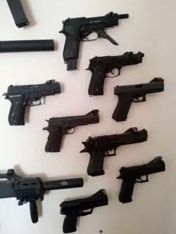 airsoft pistol wall bracket