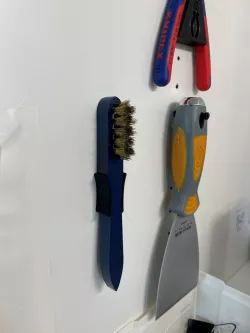 Bürstenhalter | brush holder