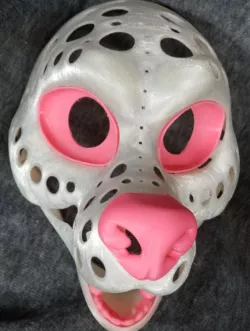 Hyena: fursuit head-base, eyes, nose and teeth