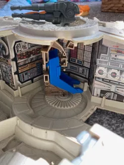 Kenner Millennium Falcon Gunner's Chair