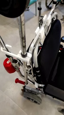 Porte déambulateur pour fauteuil - Rollator holder for wheelchair