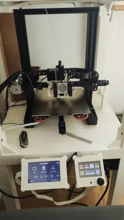 TFT35 + PITFT50 magnet display holders