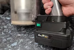 Dyson stick vacuum Xfinity Plus battery adaptor