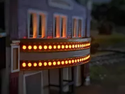Easy Lightbulbs for HO Scale Main Street Nine Theater 