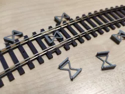 H0 Tracks Clip