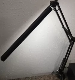 Lamp base
